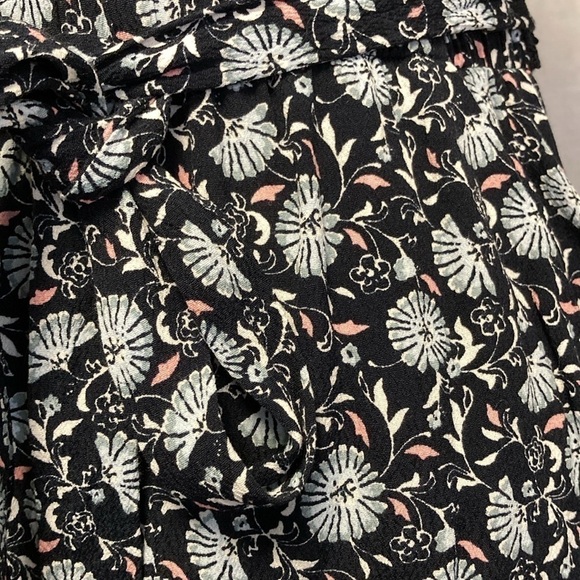 Loft ROMPER Daisy Bar Back Flutter - Picture 7 of 12